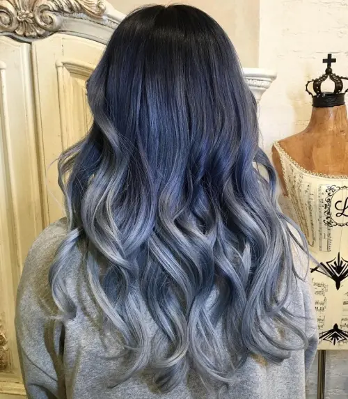 COOL-TONED OMBRE HAIR