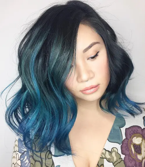HALF BLACK HALF BLUE HAIR