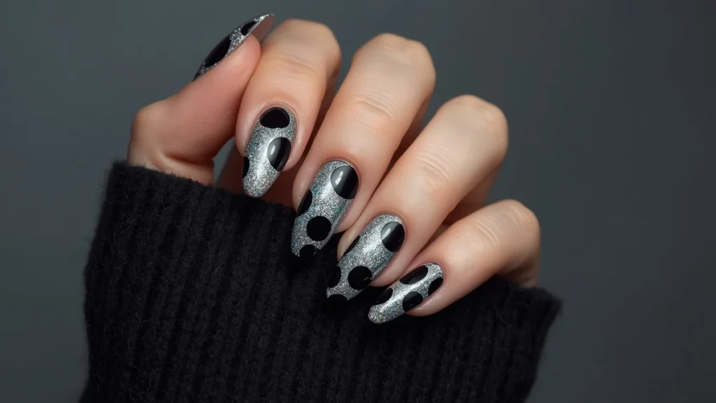 Short Cat Eye Nails