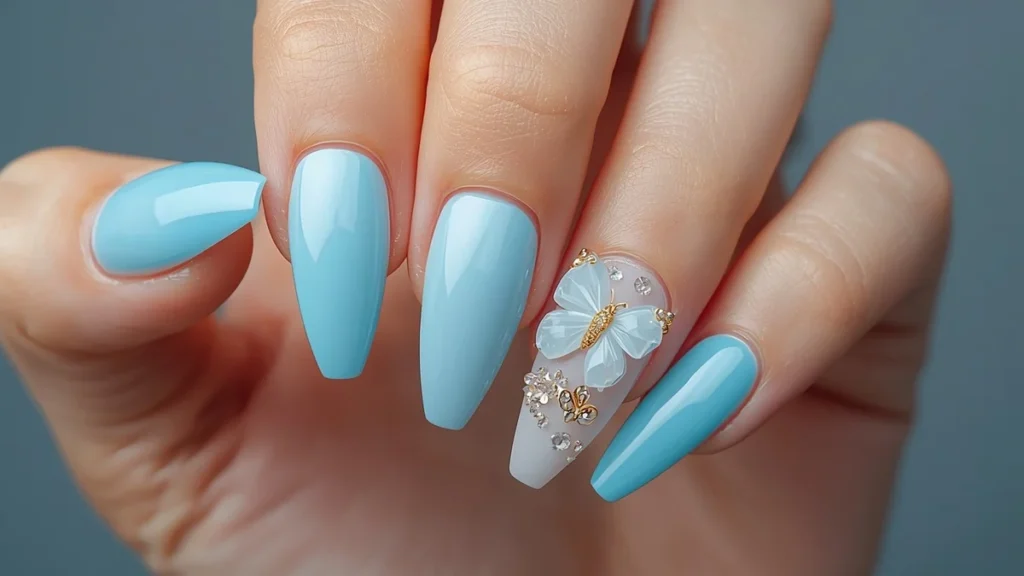 Chic Blue Nails