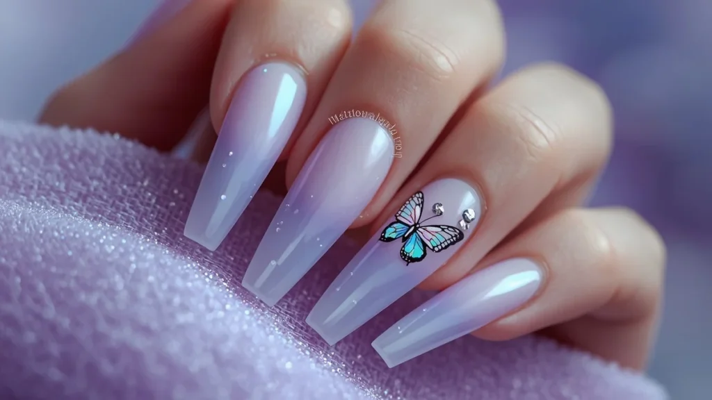 Minimal Blue Nails